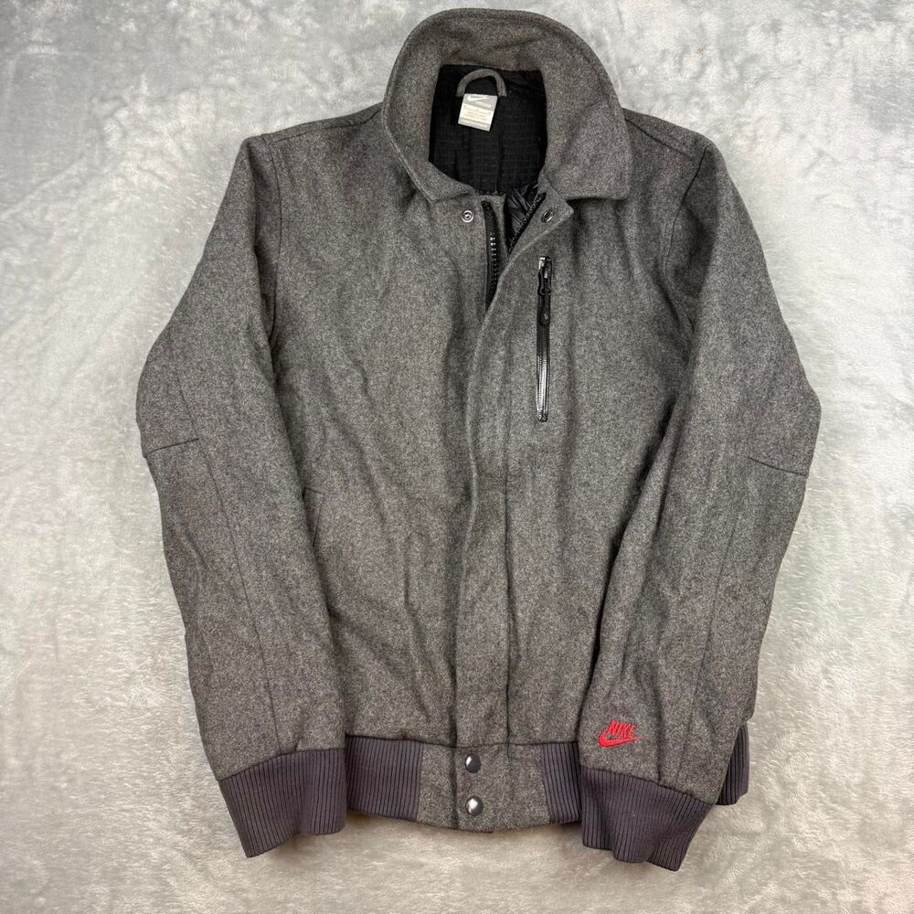 Nike Men's Grey Jacket